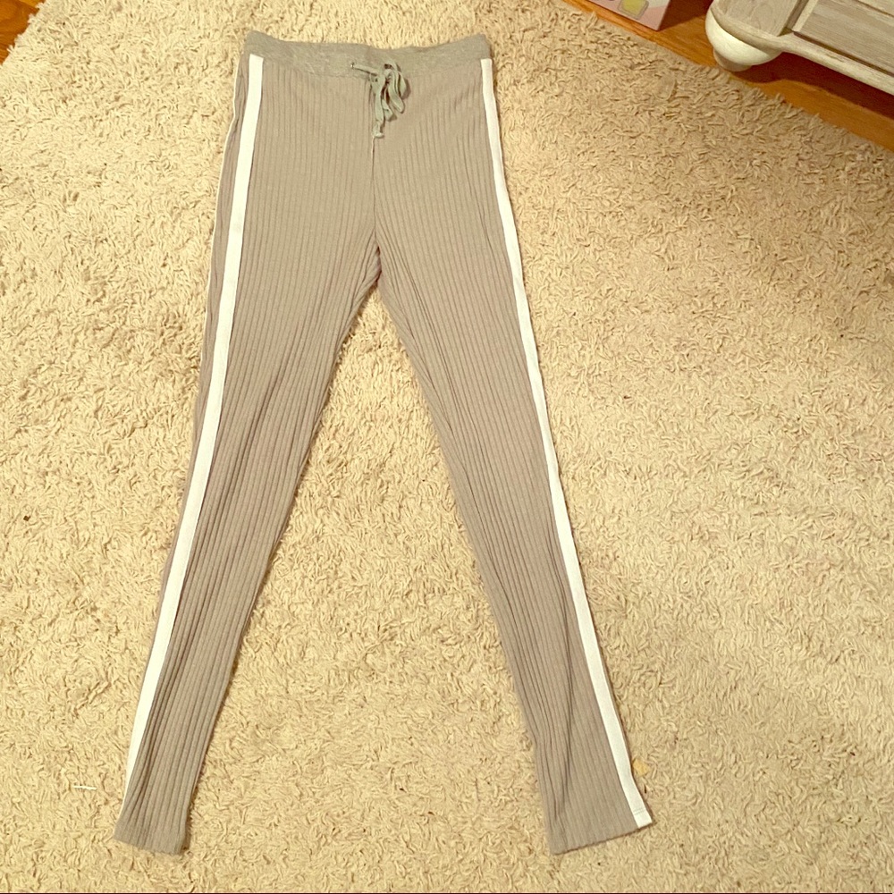Leggings - Picture 2 of 2